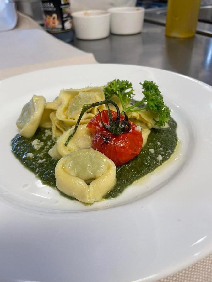 Hotel Ristorante Da Franco Seefeld  Buitenkant foto